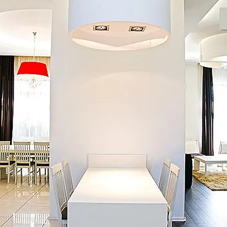 White House אודסה